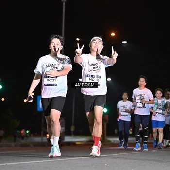 Runner Photo 7631924