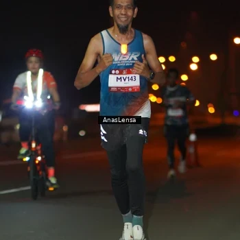 Runner Photo 7631925