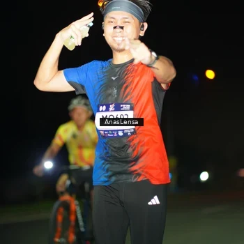 Runner Photo 7631930