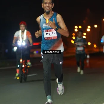 Runner Photo 7631932