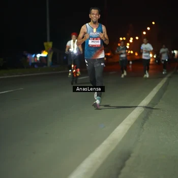 Runner Photo 7631933