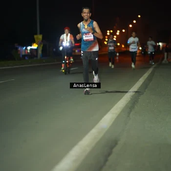 Runner Photo 7631934