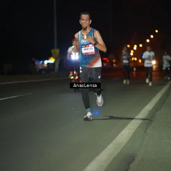Runner Photo 7631935