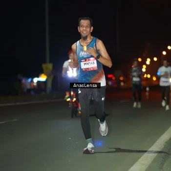 Runner Photo 7631940