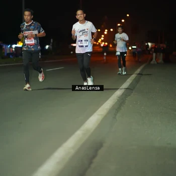 Runner Photo 7631945
