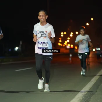 Runner Photo 7631947