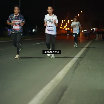 Runner Photo 7631951