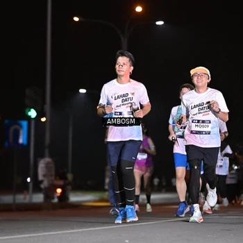Runner Photo 7631953
