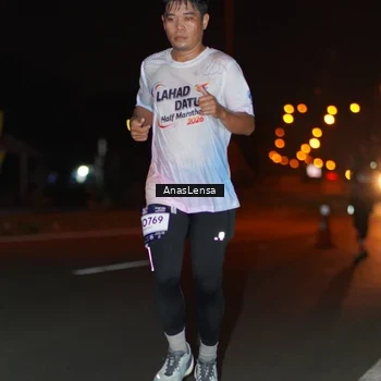 Runner Photo 7631958