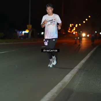 Runner Photo 7631960