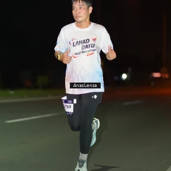 Runner Photo 7631971