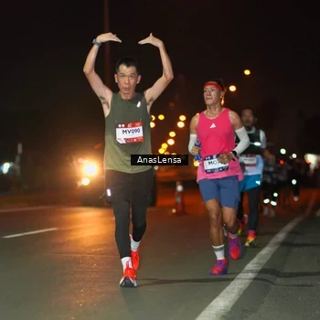 Runner Photo 7631977