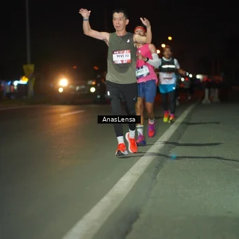 Runner Photo 7631987