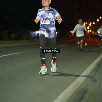 Runner Photo 7632033