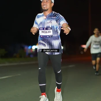 Runner Photo 7632036