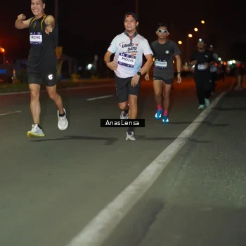 Runner Photo 7632045