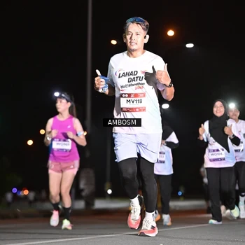 Runner Photo 7632048
