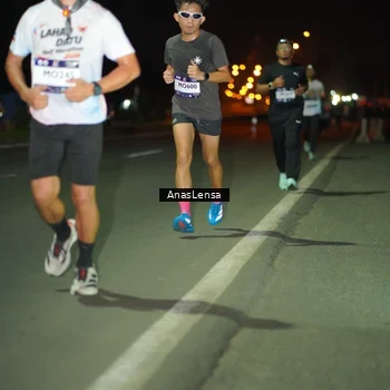 Runner Photo 7632054