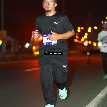 Runner Photo 7632058