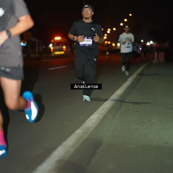 Runner Photo 7632063