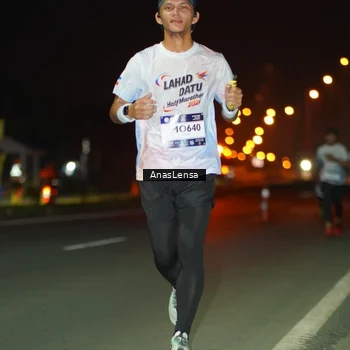 Runner Photo 7632072