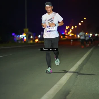 Runner Photo 7632081