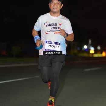 Runner Photo 7632085