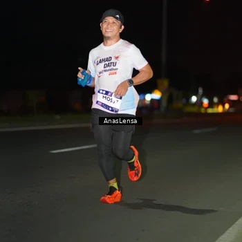 Runner Photo 7632089