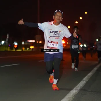Runner Photo 7632090