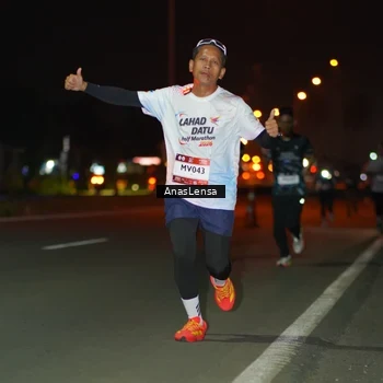 Runner Photo 7632096