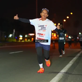 Runner Photo 7632097