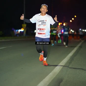 Runner Photo 7632099