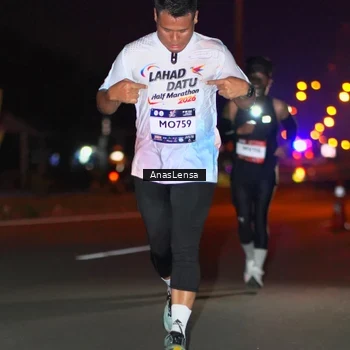 Runner Photo 7632140