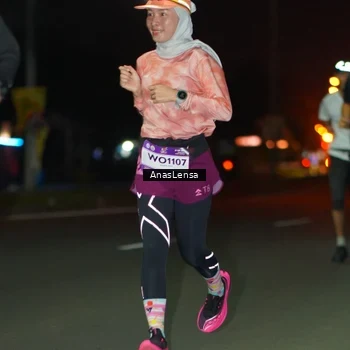 Runner Photo 7632147