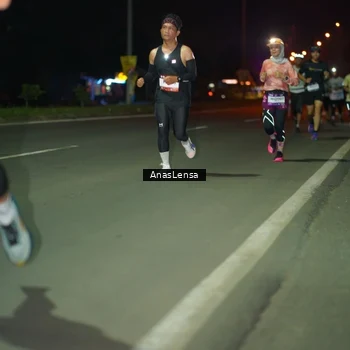 Runner Photo 7632149