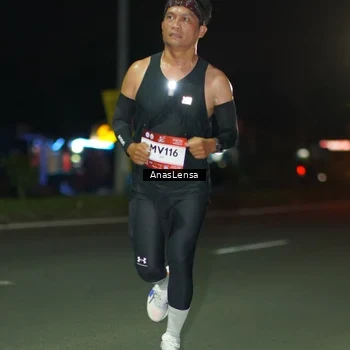 Runner Photo 7632150