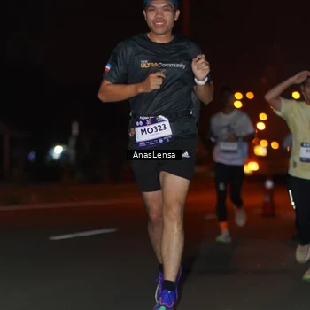 Runner Photo 7632159