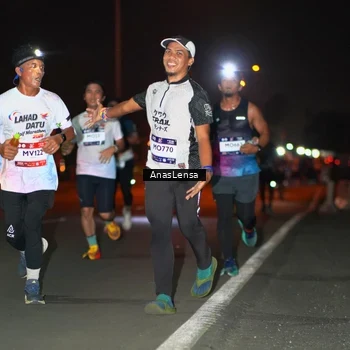 Runner Photo 7632181