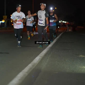 Runner Photo 7632186