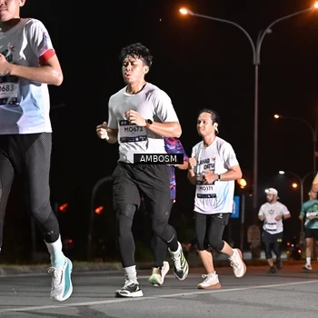 Runner Photo 7632188