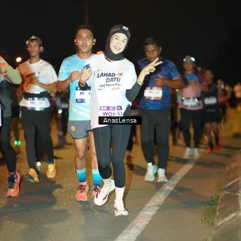 Runner Photo 7632236