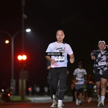 Runner Photo 7632253