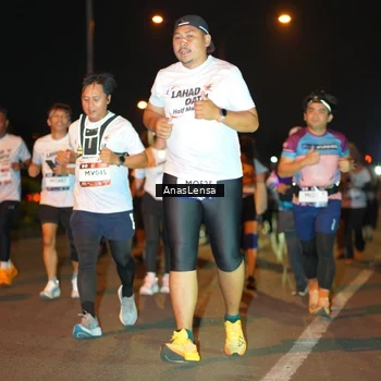 Runner Photo 7632258