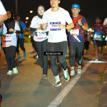 Runner Photo 7632263