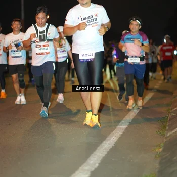 Runner Photo 7632265