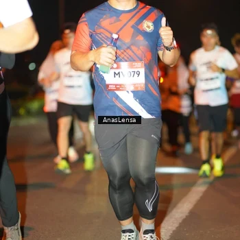 Runner Photo 7632275