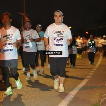 Runner Photo 7632280