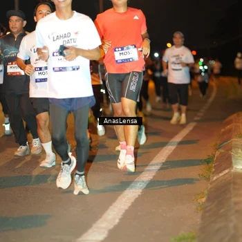 Runner Photo 7632286
