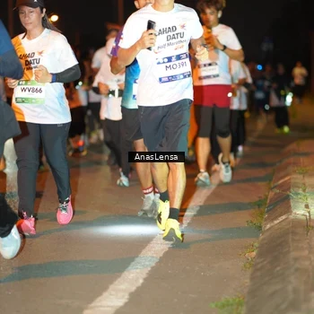 Runner Photo 7632293