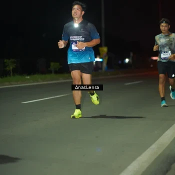Runner Photo 7632296